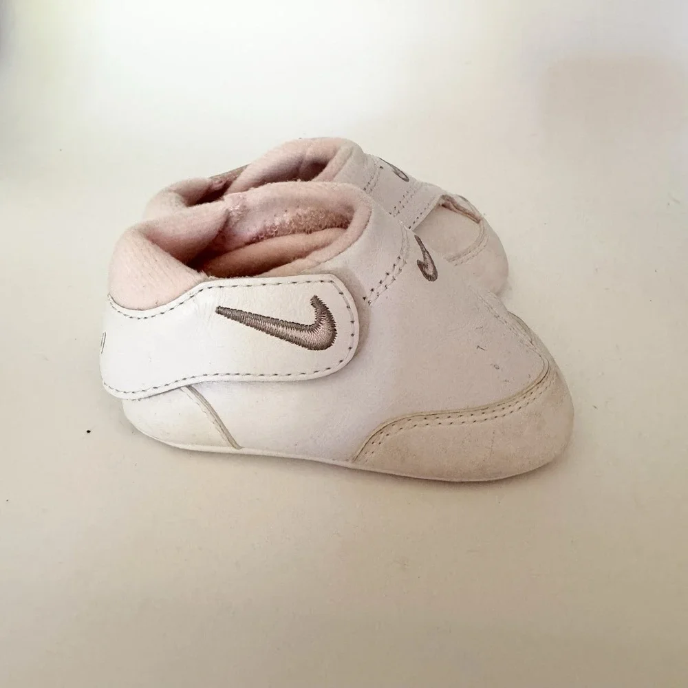Nike Baby Swoosh Pink White Infant Crib Shoes Size 2C